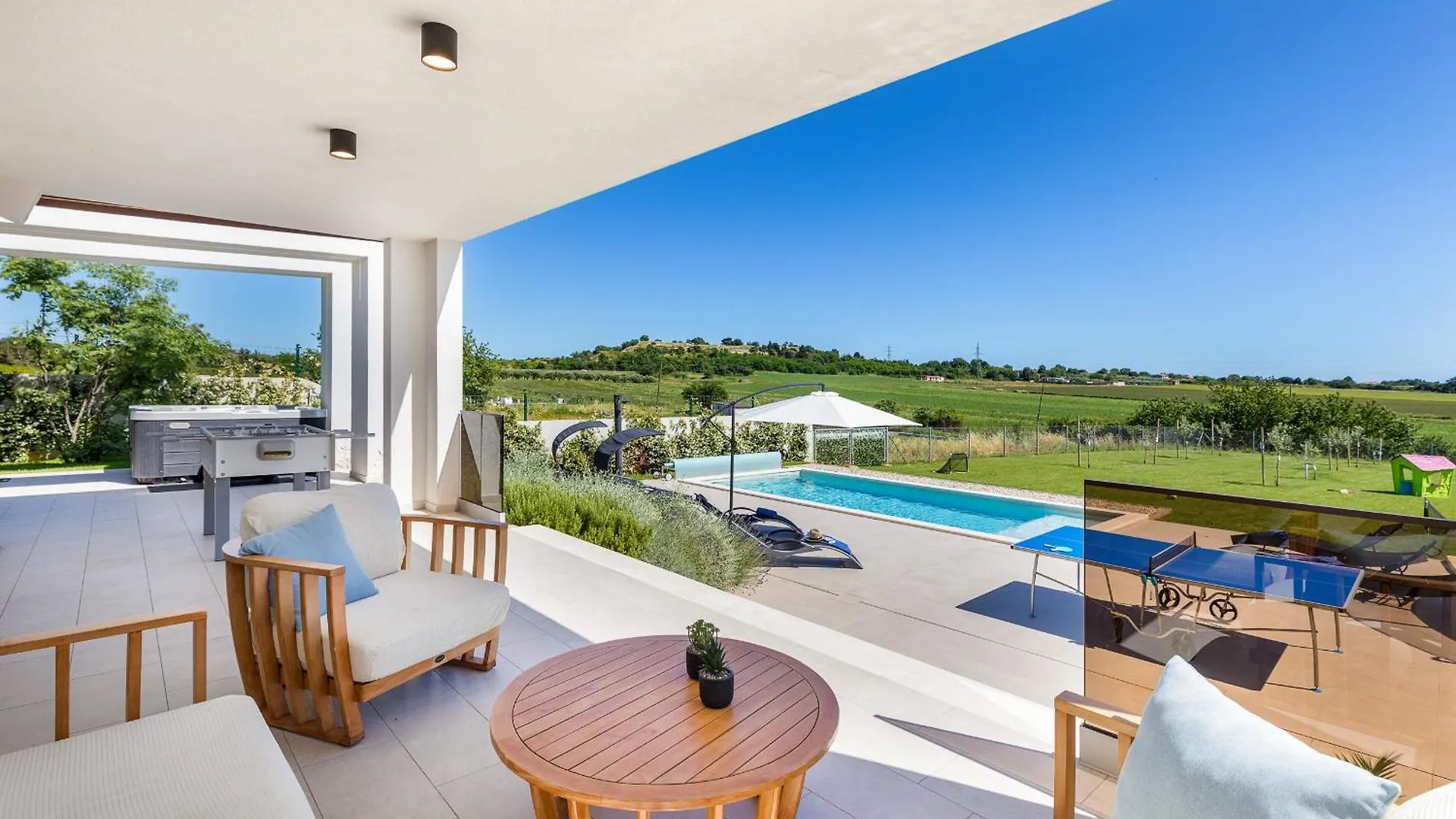 Villa Grofica, New House, Heated Pool, Jacuzzi, Playgroung & Bbq, Near Beaches, Pula - Istria