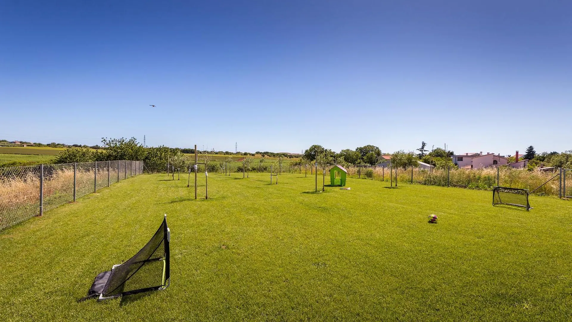 Villa Grofica, New House, Heated Pool, Jacuzzi, Playgroung & Bbq, Near Beaches, Pula - Istria