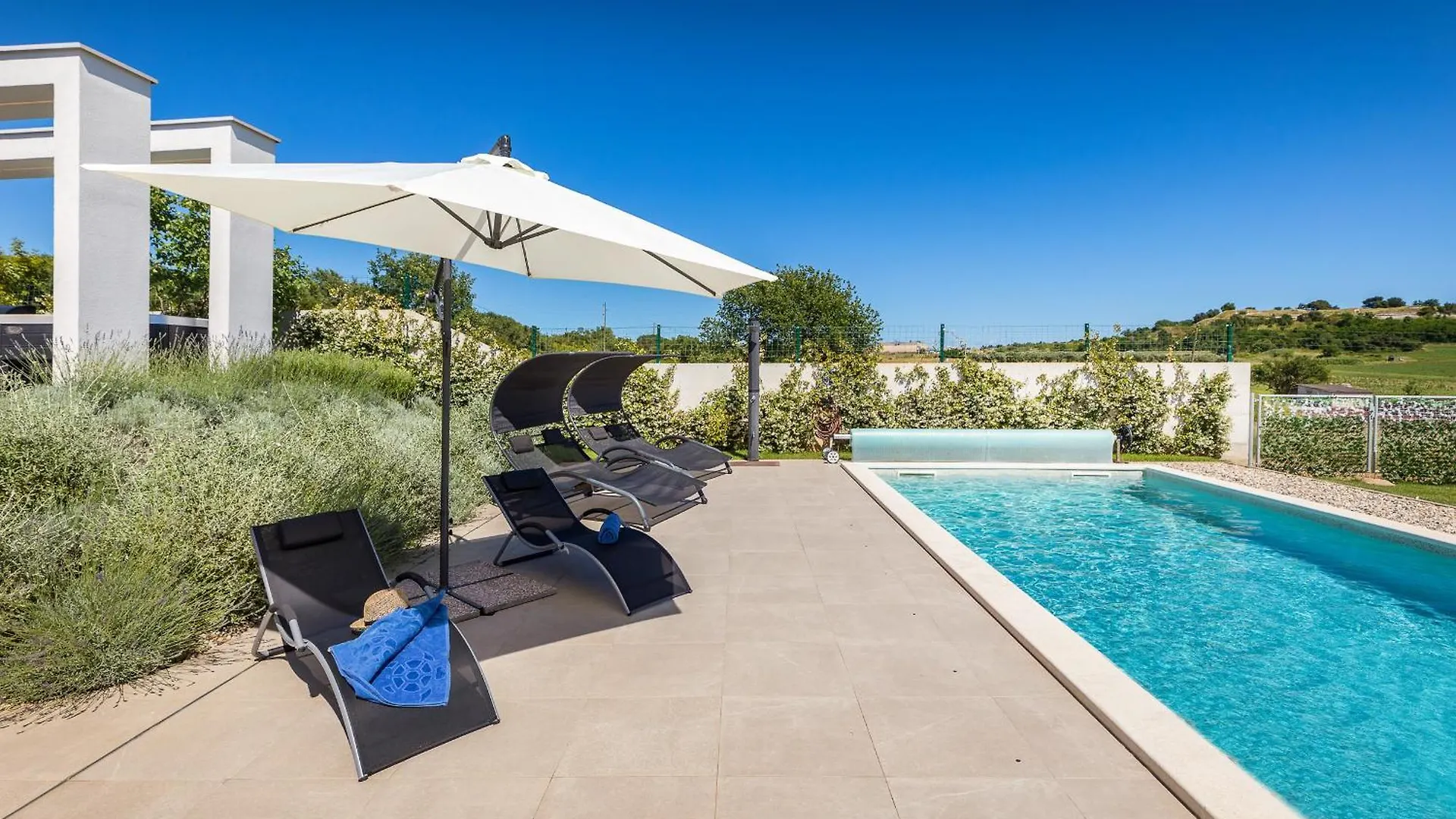 Villa Grofica, New House, Heated Pool, Jacuzzi, Playgroung & Bbq, Near Beaches, Pula - Istria