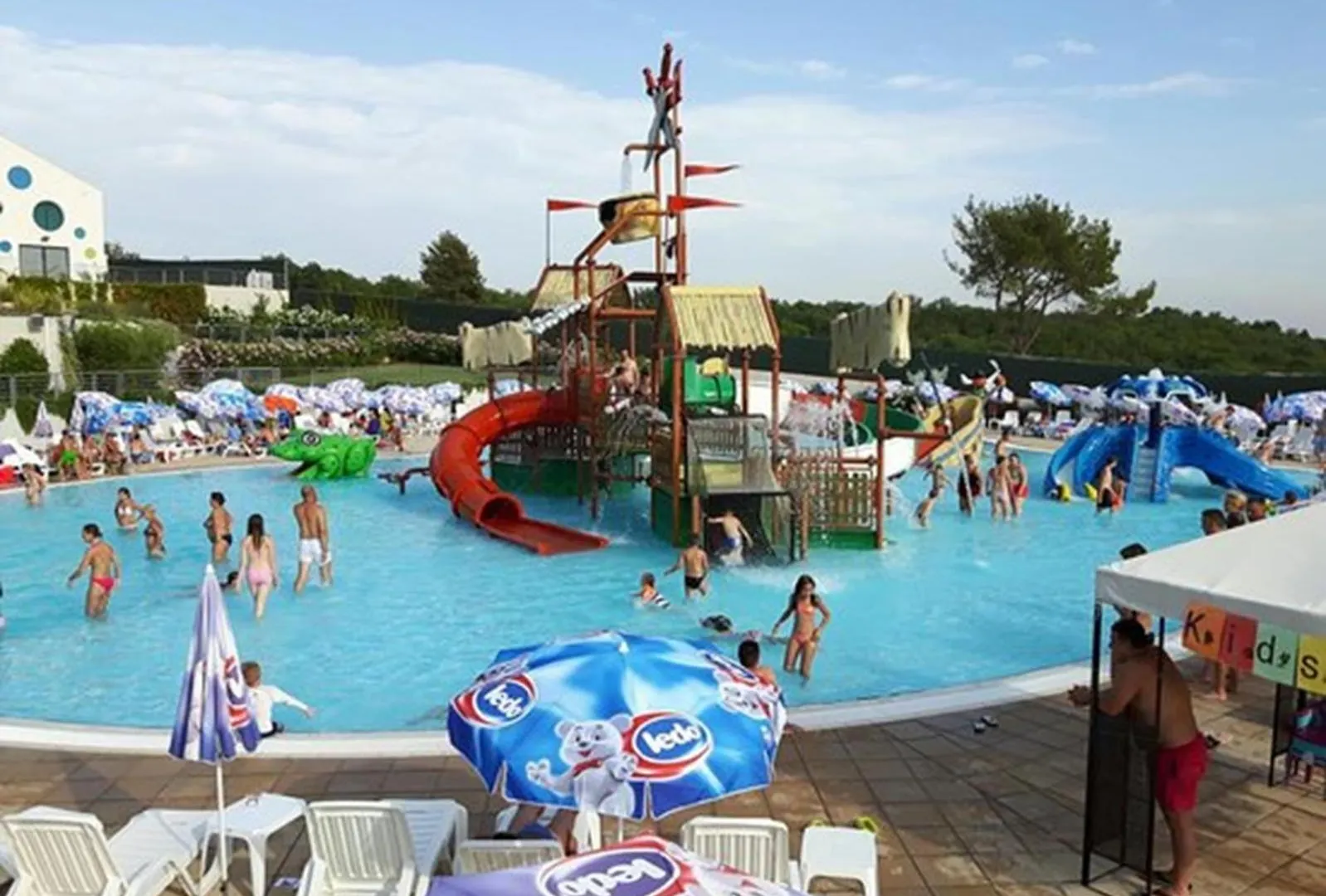 Villa Grofica, New House, Heated Pool, Jacuzzi, Playgroung & Bbq, Near Beaches, Pula - Istria 0*,  クロアチア
