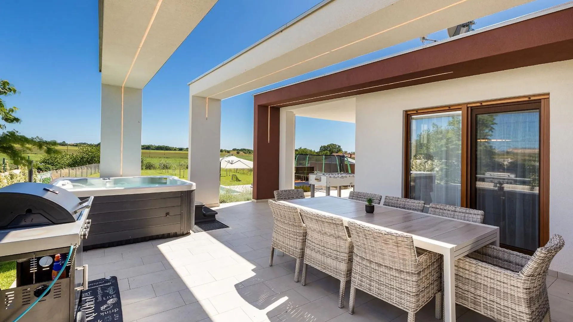 Villa Grofica, New House, Heated Pool, Jacuzzi, Playgroung & Bbq, Near Beaches, Pula - Istria Croatia